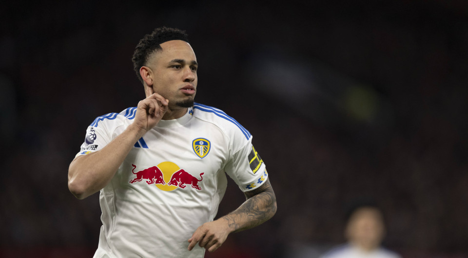 Η Λιντς «σόκαρε» τη Γιουνάιτεντ στο «Ολντ Τράφορντ» και έκανε... άλμα παραμονής στην Premier League