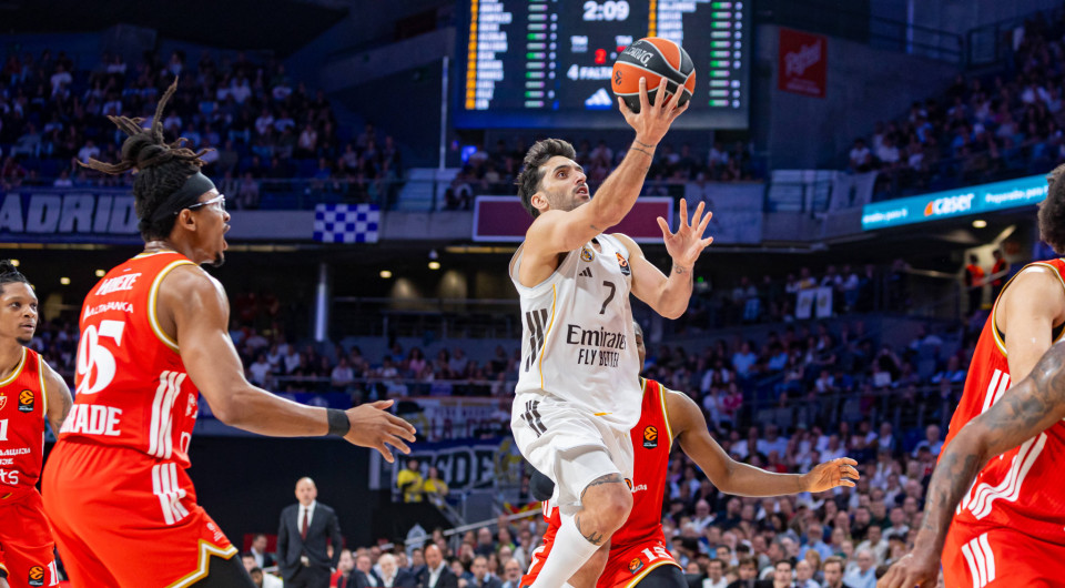 Ο Καμπάτσο «χόρεψε» τον Ερυθρό Αστέρα και η Ρεάλ Μαδρίτης «κλείδωσε» το πλεονέκτημα έδρας