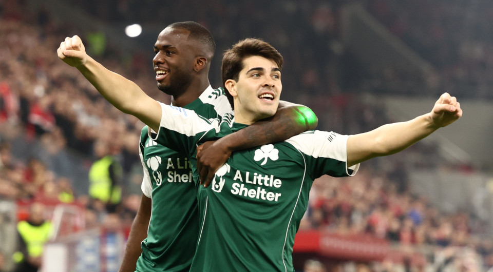 Ο Μπενίτεθ «σημαδεύει» για να «χτυπήσει» ξανά την αριστερή πλευρά του Ολυμπιακού