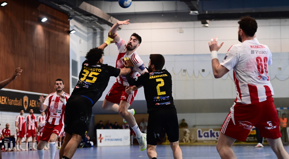 Live: ΑΕΚ - Ολυμπιακός για τον τέταρτο τελικό της Handball Premier