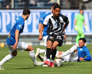 Χέρι-χέρι Κηφισιά και Καλαμάτα στη μάχη του τίτλου της Super League 2 (vid)