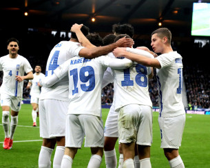 Η Εθνική Ελλάδας νιώθει… σαν το σπίτι της στα Βρετανικά Νησιά! (vids)