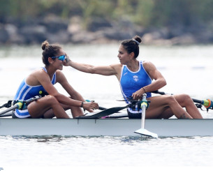 Κοινόβιο μέχρι το Πάσχα στον Σχοινιά για 19 κωπηλάτες