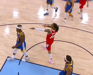 Ο Τζα Μοράντ ξανάβγαλε τα... όπλα: Η χειρονομία που θύμισε το ποινικό του μητρώο (vid)