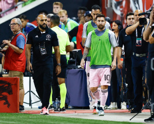 Ο σωματοφύλακας του Μέσι θέλει να τα βάλει με τον Λόγκαν Πολ για να υπερασπιστεί την τιμή του Αργεντινού (vids)