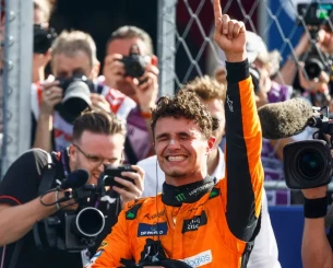 Απόλυτη κυριαρχία και πρώτη θέση για τον Λάντο Νόρις στο GP της Βραζιλίας