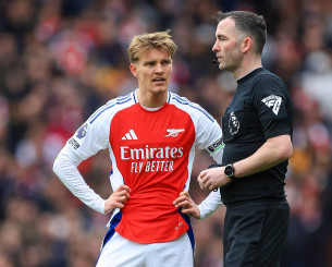 Αποκαλύφθηκαν οι αστρονομικοί μισθοί των διαιτητών στην Premier League και τα νούμερα σοκάρουν