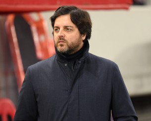 Περιμένει για προπονητή η ΑΕΚ, τσεκάρει παίκτες ο Ριμπάλτα