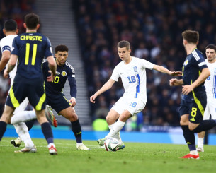 Απίστευτο - Η Ελλάδα «διέλυσε» την Σκωτία χωρίς να κερδίσει ούτε ένα κόρνερ (vid)