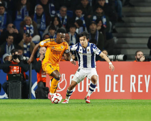 Αποκάλυψη από τον μάνατζερ του Βινίσιους - Ήταν κοντά στην Μπαρτσελόνα πριν τη Ρεάλ!