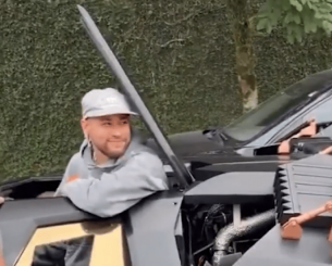 Ο Νεϊμάρ ξόδεψε ένα εκατομμύριο ευρώ για να αγοράσει Μπάτμομπιλ που πετάει φωτιές (video)