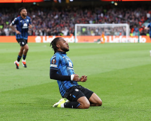 Μεταγραφικό ντεμαράζ από τη Φενέρμπαχτσε: Θέλει να σκάσει «βόμβες» με Λούκμαν και Καντέ