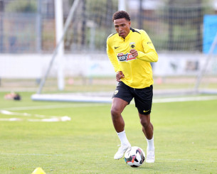 «Ενδιαφέρονται για τον Ελίασον ομάδες από την Βραζιλία και την Μέση Ανατολή»