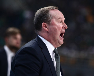 Επίσημα στο πλευρό του Γιασικεβίτσιους στη Φενέρ ο Μακσβίτις