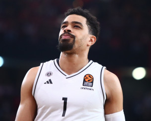 Μάλκολμ διετίας στη Χάποελ Τελ Αβίβ