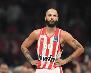 Η αινιγματική ανάρτηση του Φουρνιέ: «Μην θεωρείς τίποτα δεδομένο!»