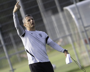 Ο ανεπηρέαστος Λουτσέσκου και ένας διαφορετικός Τσάλοφ