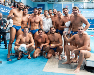 Η πανηγυρική ομαδική φωτογραφία της Εθνικής μετά από την πρόκριση