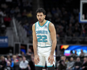 Η λίστα των Μπακς για ενίσχυση στην περιφέρεια πριν την αποδέσμευση του Μίτσιτς