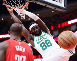 Ο σέντερ των Σέλτικς που έχει προταθεί σε Παναθηναϊκό και Ολυμπιακό