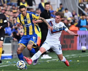 Στην… αναμονή για Αντίνο ο Ολυμπιακός