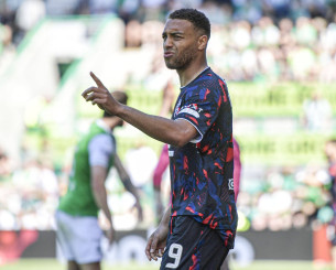 Η ΑΕΚ έχει δίπλα της τον Ντέσερς και μετρά αντίστροφα