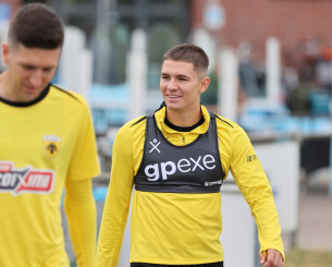 «Πατέρα… έσπασε»