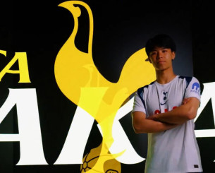 Πρώτη μεταγραφή για την Τότεναμ: Ανακοίνωσε τον Κότα Τακάι