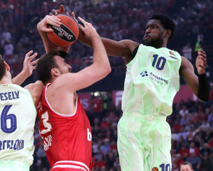 Ο Γιασικεβίτσιους θέλει παίκτη της Μπαρτσελόνα στη Φενέρμπαχτσε