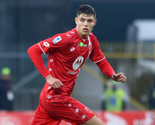 «Ο Ολυμπιακός ξεκίνησε επαφές για τον Παλάσιος της Ίντερ»