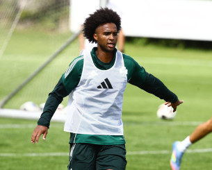 Ο Πάλμερ-Μπράουν επέστρεψε στις προπονήσεις του Παναθηναϊκού ενόψει ΠΑΟΚ