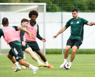 Οι οδηγίες του Βιτόρια για «σύνδεση» και ένταση και το δίδυμο Ίνγκασον με Πάλμερ-Μπράουν