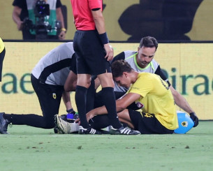 Αποχώρησε τραυματίας ο Ρέλβας - Ανησυχία στην ΑΕΚ