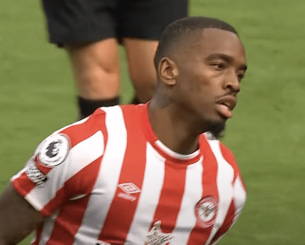 «Γι' αυτό μισώ το Λονδίνο»: Σοκ για τον Αϊβάν Τόνεϊ που βρήκε το αμάξι του διαλυμένο