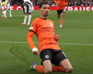 Σε προχωρημένες συζητήσεις με την Άιντραχτ Φρανκφούρτης για τον Εκιτικέ βρίσκεται η Λίβερπουλ