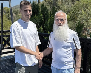 Επίσημο: Ανανέωσε και μένει στον ΠΑΟΚ μέχρι το 2029 ο Κωνσταντέλιας!