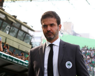 «Έπεσα πάνω στα βράχια» - Απίστευτο συμβάν με τον Αντρέα Στραματσόνι να σώζει δύο κορίτσια από πνιγμό