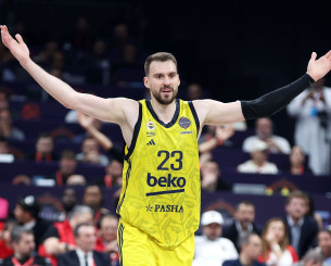 Ο Γκούντουριτς αποκάλυψε ότι είχε επαφή με άλλη ομάδα της EuroLeague πριν υπογράψει στην Αρμάνι
