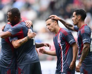 Η νέα παράσταση Πνευμονίδη, το τρικ Μεντιλίμπαρ, η επιστροφή του Ελ Καμπί και το πλάνο με 4-4-2