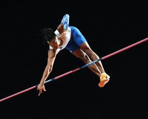 Χρυσός με νέο ρεκόρ στο Βαλκανικό Πρωτάθλημα ο Καραλής