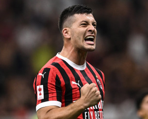 Συμφωνία της ΑΕΚ με τον Γιόβιτς μέχρι το 2027!