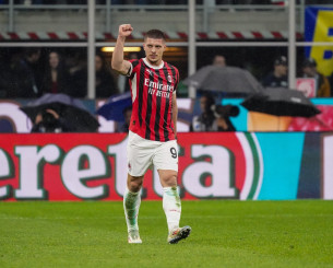 Γιατί ο Γιόβιτς επέλεξε την ΑΕΚ