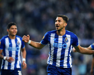 Το κασέ του Γκρούγιτς και το «αίτημα» της Πόρτο προς την ΑΕΚ