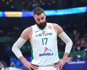 Βαλαντσιούνας: «Η ιδέα να παίξω στον Παναθηναϊκό θα πρέπει να περιμένει»