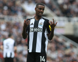 Το μυστικό ραντεβού του Ίσακ με τη Νιουκάστλ και ο κανονισμός για αποδέσμευση για χάρη της Λίβερπουλ