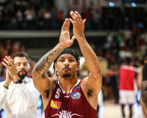 Ο Τζάστιν Ρόμπινσον εκλεκτός της Παρί που θα καλύψει το κενό του Σορτς