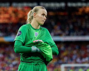 Η γκολκίπερ της Αγγλίας είχε... άσο στο μανίκι της