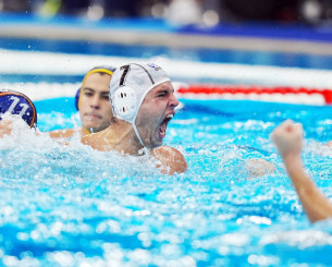 Γκίλλας: «Θα έχουμε τα ψυχικά αποθέματα, είμαστε Έλληνες, είναι βαρύ αλλά θα το καταπιούμε» (video)