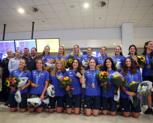 Επέστρεψαν στην Αθήνα τα «χρυσά» κορίτσια του πόλο