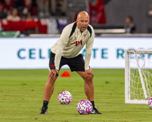 Πώς γίνεται η Λίβερπουλ να έχει δώσει ήδη 300 εκατ. ευρώ και να μη σταματά με τίποτα τις μεταγραφές;